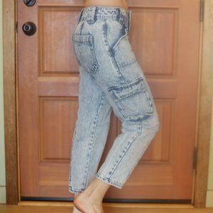 Acid Washed 90s Y2K Jeans!